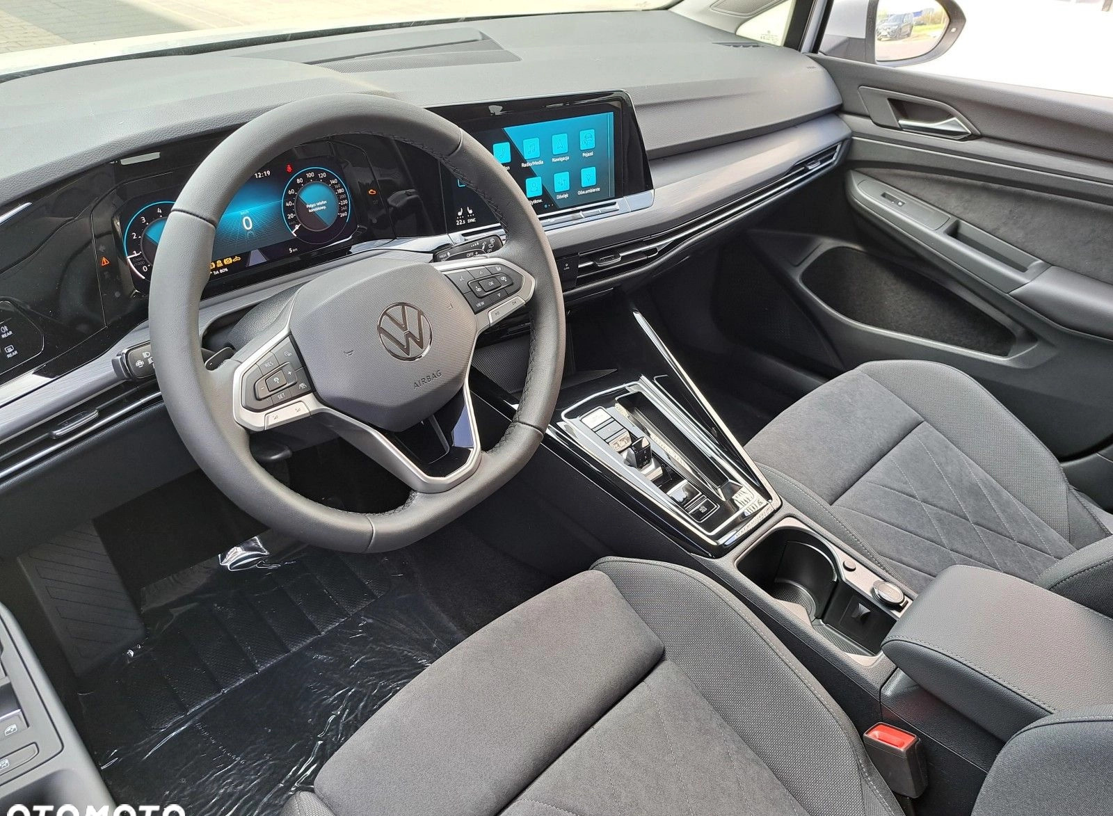 Volkswagen Golf cena 156000 przebieg: 1, rok produkcji 2024 z Chocianów małe 781